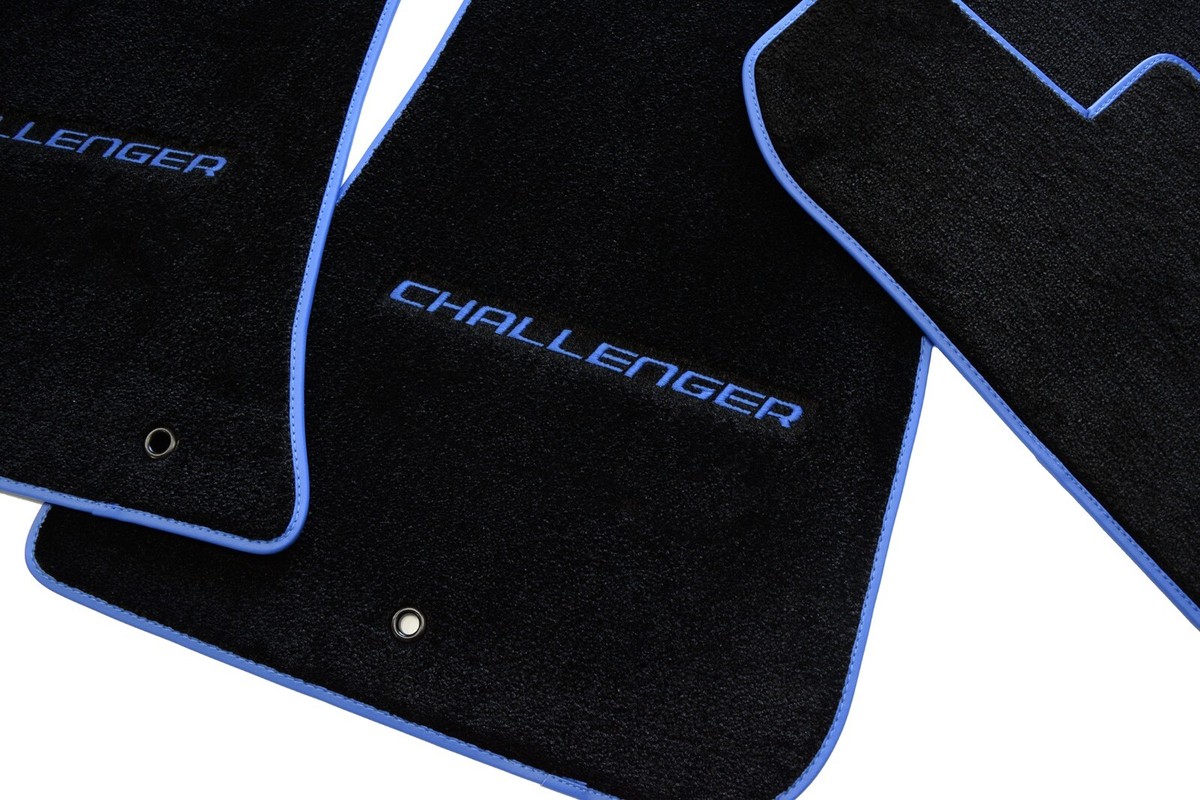 Dodge Challenger SXT R/T SRT HellCat Floor Mats | Front | B5 Blue