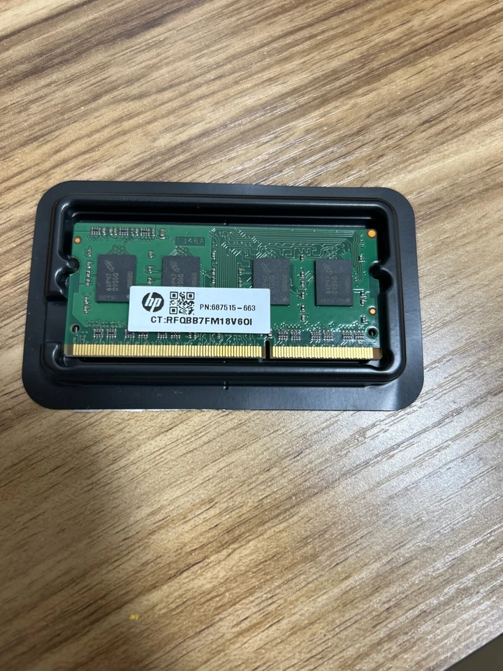 MICRON 4Gb 1Rx8 DDR3 PC3L-12800S Laptop SO-DIMM RAM Memory MT8KTF51264HZ-1G6N1 - Image 2 of 2