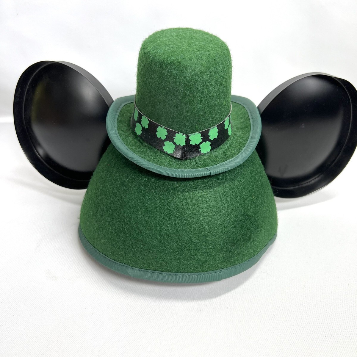 Original Disneyland World Mickey Mouse Ears St. Patricks Day  display picture 1