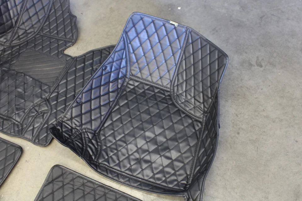 Alfombrillas interiores MK2 Audi TT TTS TTRS cupé diamante personalizadas 2008-2015 Foto 4 de 4