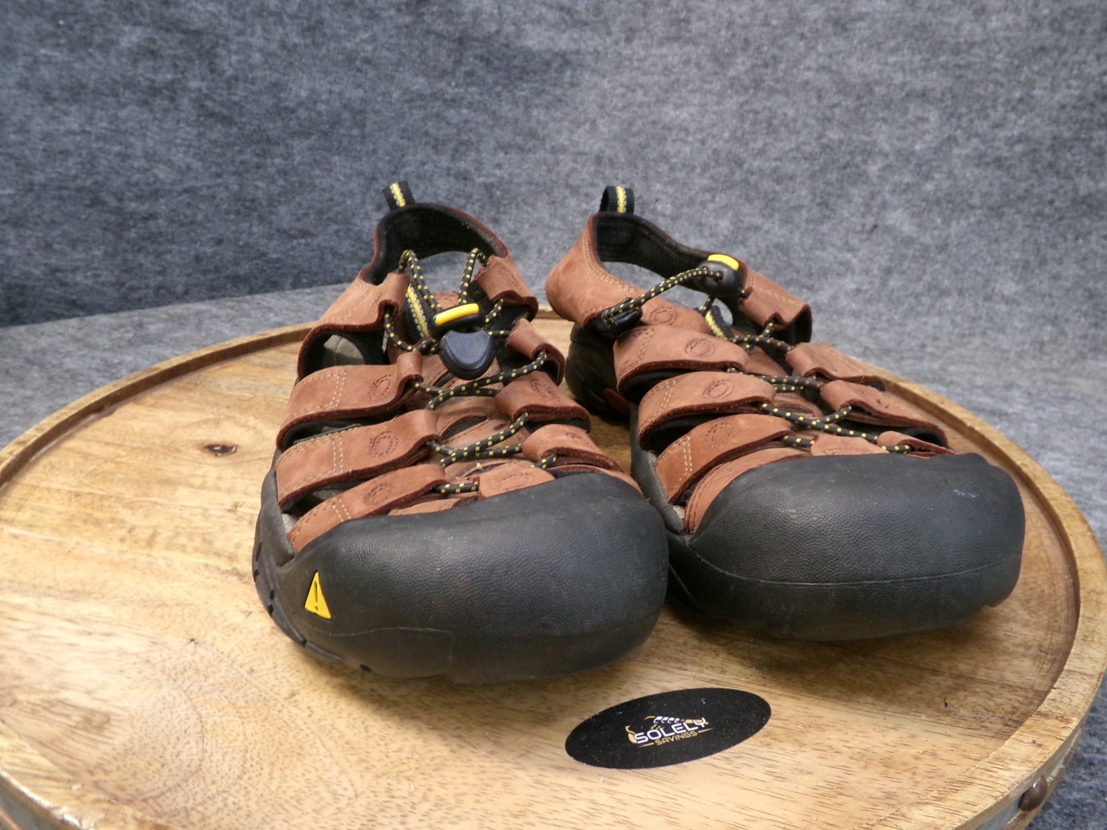 Sandali da pescatore Keen Newport H2 da donna taglia 10 in pelle di bisonte marrone USA