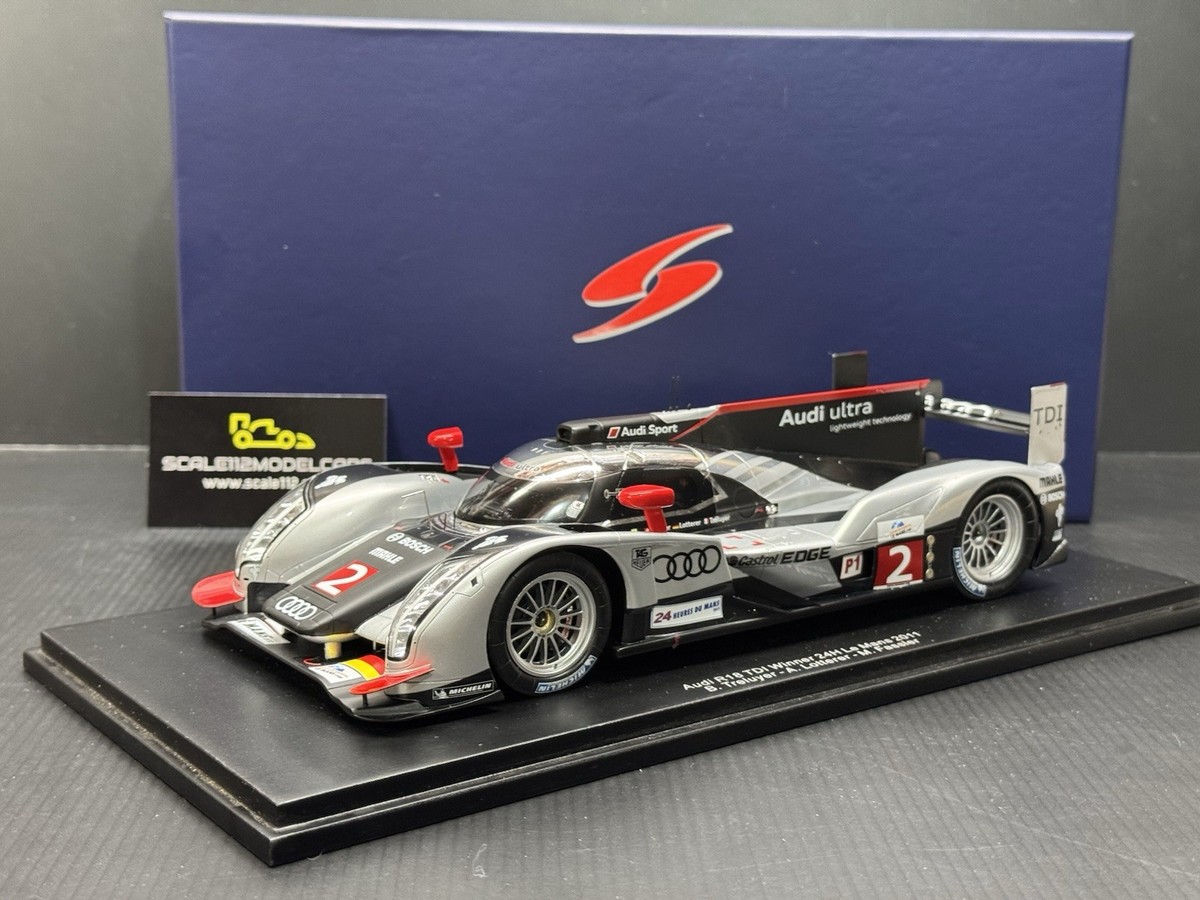 AUDI R18 TDI - WINNER LE MANS 2011 - MODEL CAR W/ DISPLAY CASE BY
