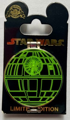 Disney Star Wars Limited Edition LE3000 Hinged Pin Rogue One Death Star