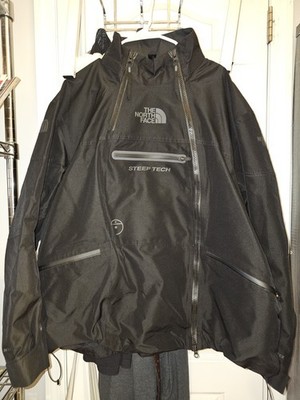 The North Face Remastered Gore-Tex Steep Tech jacket in XL, mint condition! 