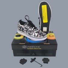 Heelys Wheeled Shoes Youth Size 4 Pro 20 Prints Grey Camo with Tool Heel Plugs