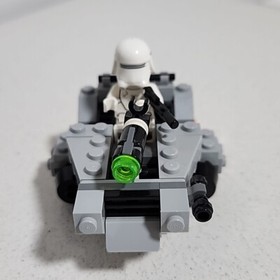 LEGO (75126) STAR WARS: FIRST ORDER SNOWSPEEDER W/ MINIFIGURE NO BOX OR BOOKLET