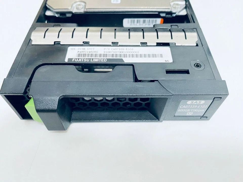 Fujitsu Eternus 600GB SAS 15K 6G 3.5" Hard Drive HDD CA07339-E103 DX80 DX90 S2 - Bild 4 von 4