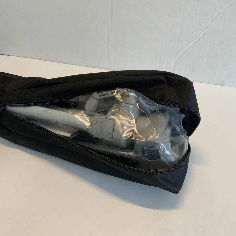 Targus Professional Extendable Tripod 58 Inch Camera Model TGT-58TR Open Box NEW - Image 3 of 4