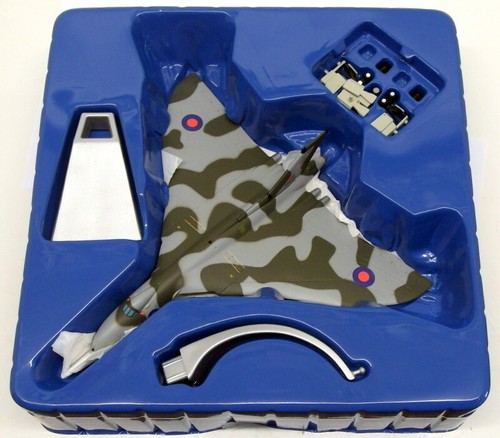 Corgi 1/144 Diecast 48304 - The Aviation Archive - Avro Vulcan B2 XM655