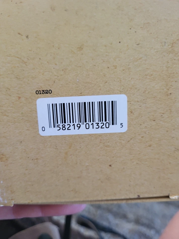 Globe Electric Vintage Edison Bulb 60 Watts 245 Lumens G30 clear glass 3,000 hrs - Image 4 of 4