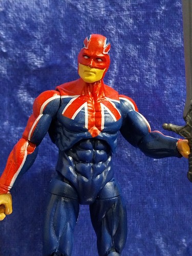 Hasbro Marvel Universe 3.75 Loose Kmart Comic Pack Captain Britain 2011 - Picture 2 of 3