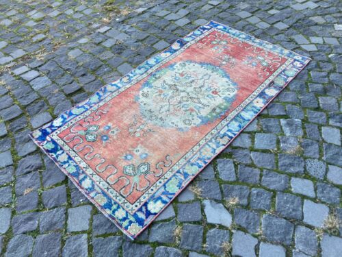 Vintage rug, Turkish, Carpet, Handmade rug, Area rug, Wool rug | 2,6 x 5,2 ft - Picture 1 of 10