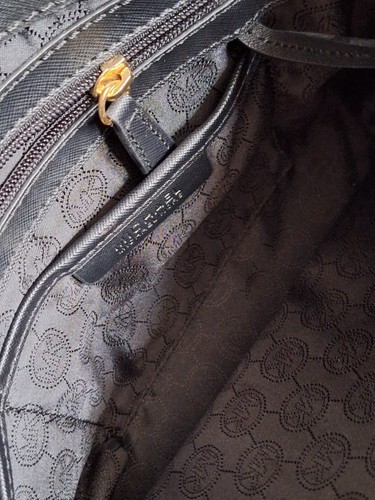 Michael Kors Hamilton Large Black Saffiano Leather Hand Bag | Used - Picture 18 of 21