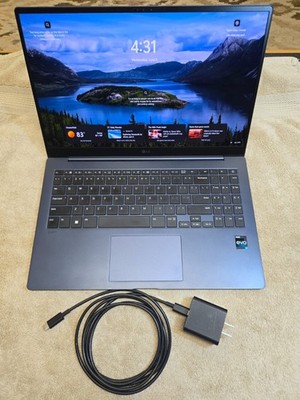 LG Gram 15 Ultra-Light Laptop, Intel Core i7, 16GB, 1TB SSD