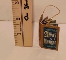 Miniature Away in a Manger Pop Up Book Ornament Tom Newsom Penguin 1994 Vintage 