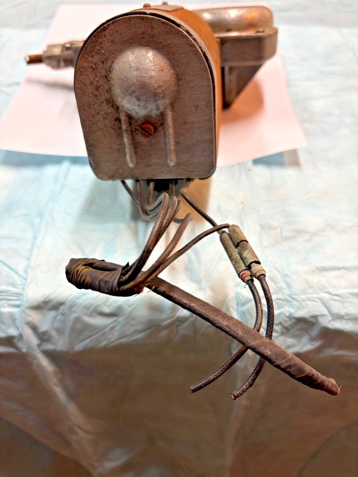 ROLLS ROYCE CLOUD PHANTOM BENTLEY WIPER. LARGEST 1946-65 USED INVENTORY ON EARTH