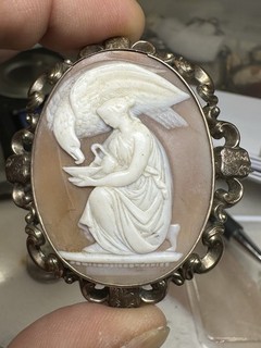 Antique 1870's Victorian Shell Cameo Brooch Gold Filled Frame 13gr 60 X 53mm
