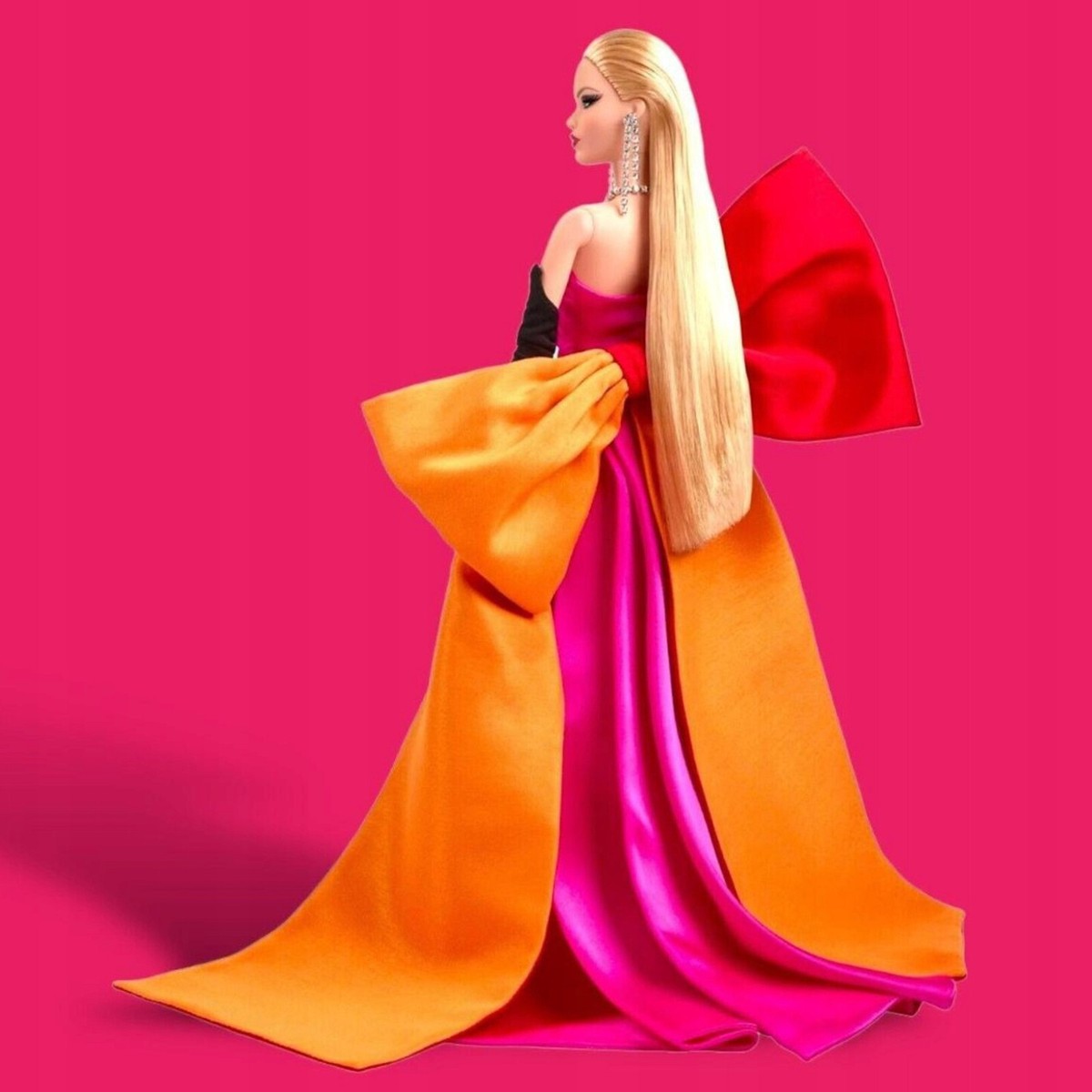 Poupée Barbie Signature Styled By Design 1 HRM31 - Édition Collector Limitée Gold Label, Neuf