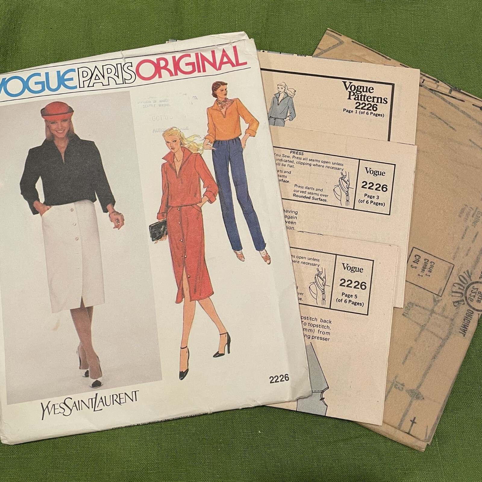 Top gonna e pantaloni vintage anni 70 UNCUT modello Vogue 2226 Yves Saint Laurent 8 12