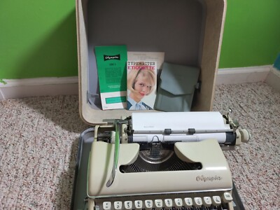 Vintage Olympia SM-5 Ivory White Portable Manual Typewriter & Case & Manual