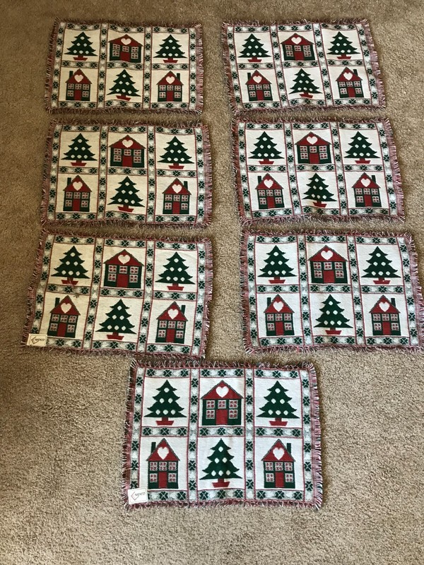 NEW CHRISTMAS Cloth Placemats  ~ set of 7 ~ 13" X 19" ~ handwoven in India