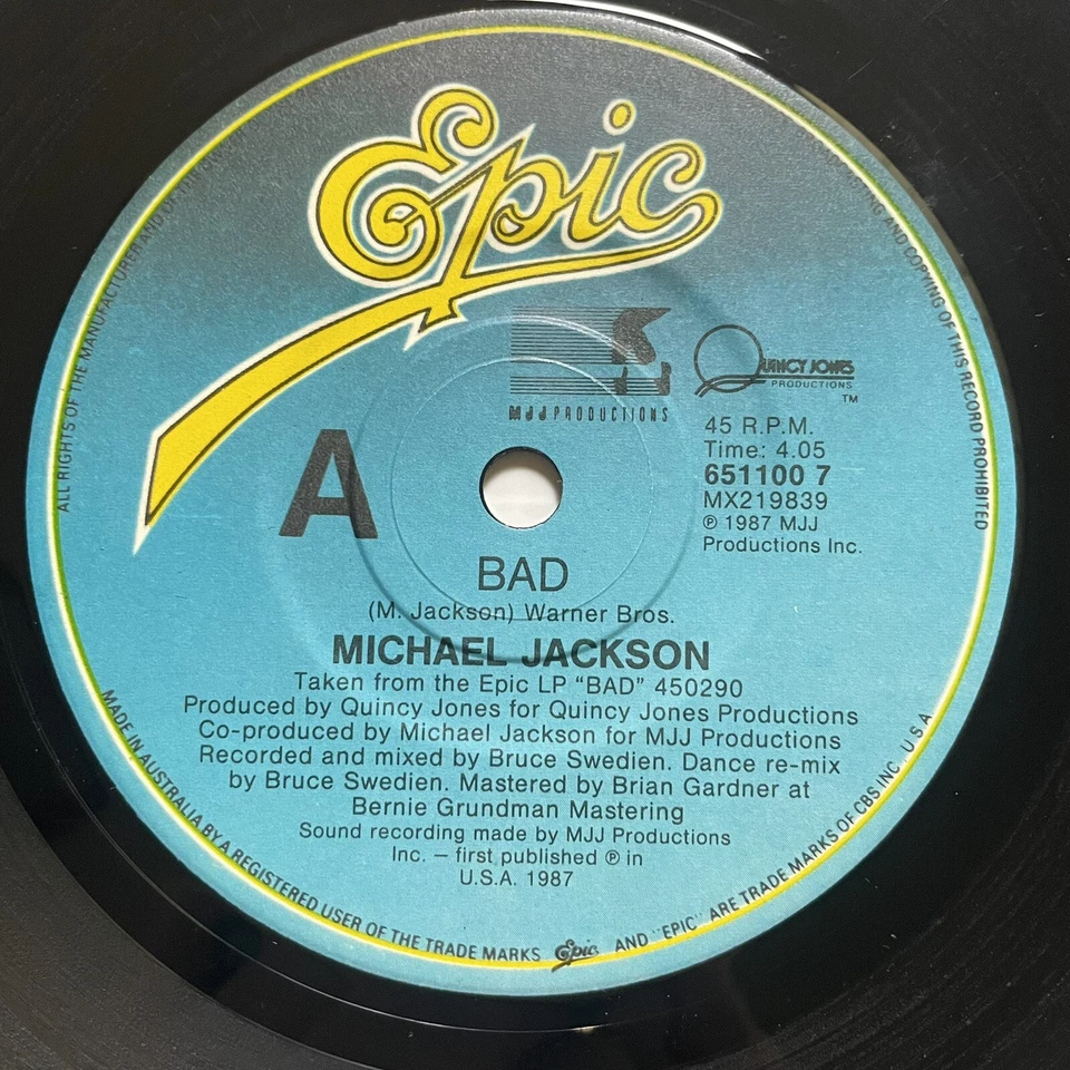 Michael Jackson Bad / I Can’t Help It Vinyl Record 7” 45 RPM 651 100 7 epic 1979 - Image 2 of 4
