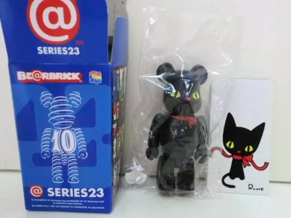 Bearbrick hotsell series 23