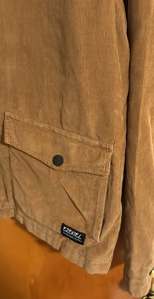 Chaqueta de pana para hombre mediana marrón forrada de franela ☼ Foto 3 de 4