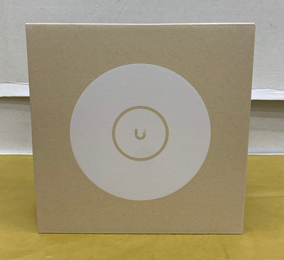 Ubiquiti UniFi U7 Pro Max WiFi 7 Access Point - White (U7-Pro-Max-US)