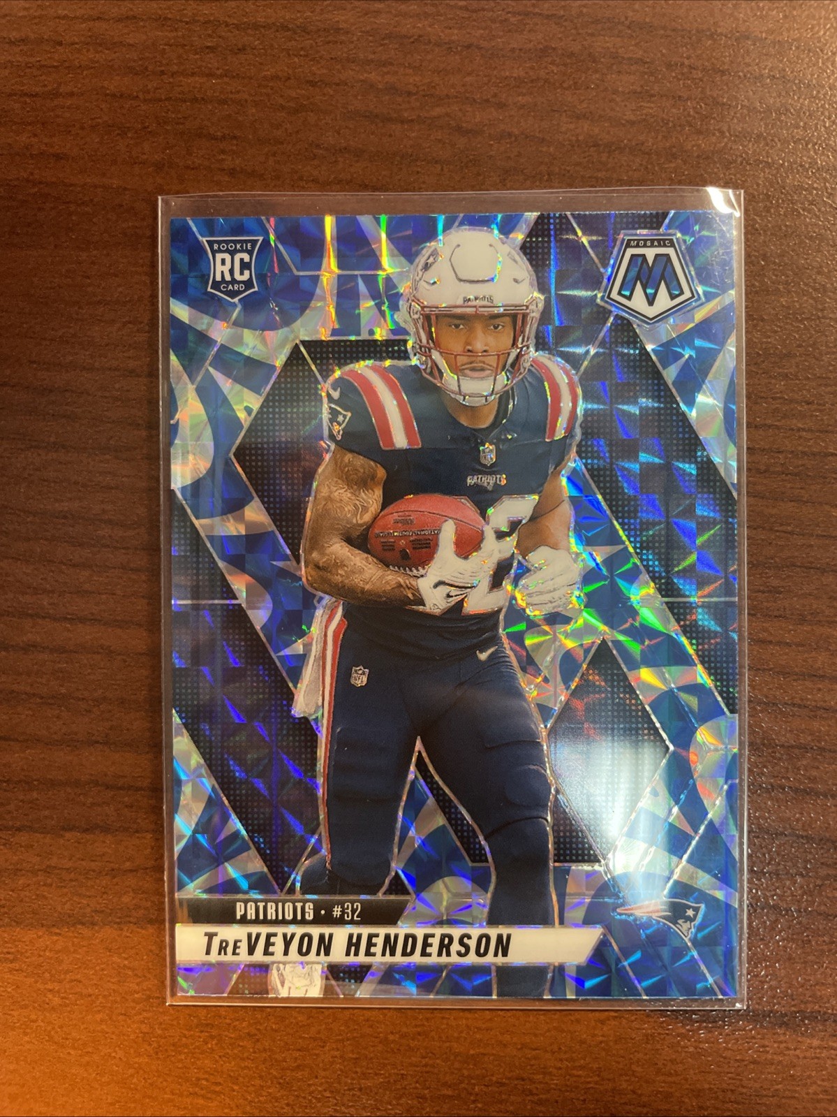 2025 Panini Mosaic - Rookies TreVeyon Henderson #325 Reactive Blue Mosaic Prizm
