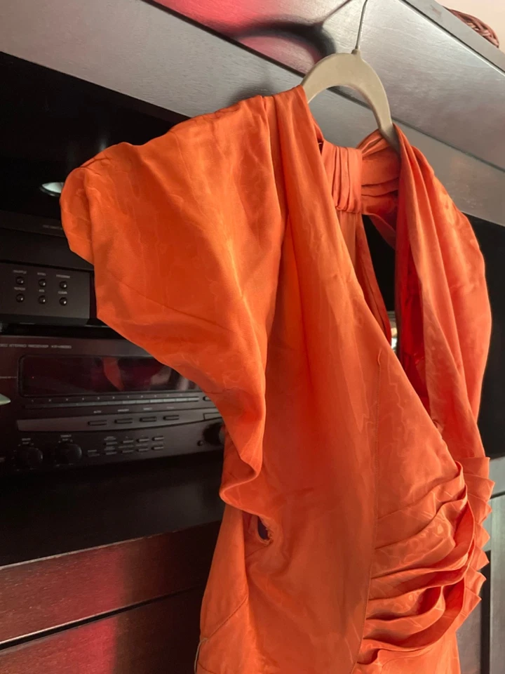 Vestido de Noche Halter Corte Sesgado Tafetán Naranja Moire Años 30 Largo Completo Hecho a Mano Foto 4 de 4