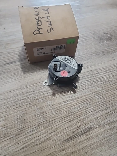 LENNOX/DUCANE/ARMSTRONG AIR PRESSURE SWITCH 65W49 R100684-09