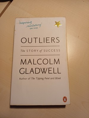 Outliers von Malcolm Gladwell (2009, Taschenbuch)