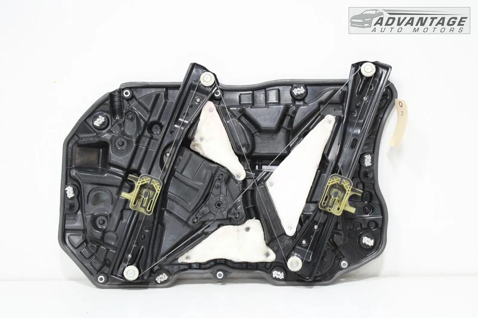 2017-2022 BMW 740I G12 FRONT LEFT SIDE DOOR PANEL WINDOW REGULATOR CARRIER OEM - Image 2 of 4