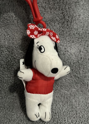 Macy's Holiday 2015 Peanuts Snoopy Plush Mini Girl Keychain