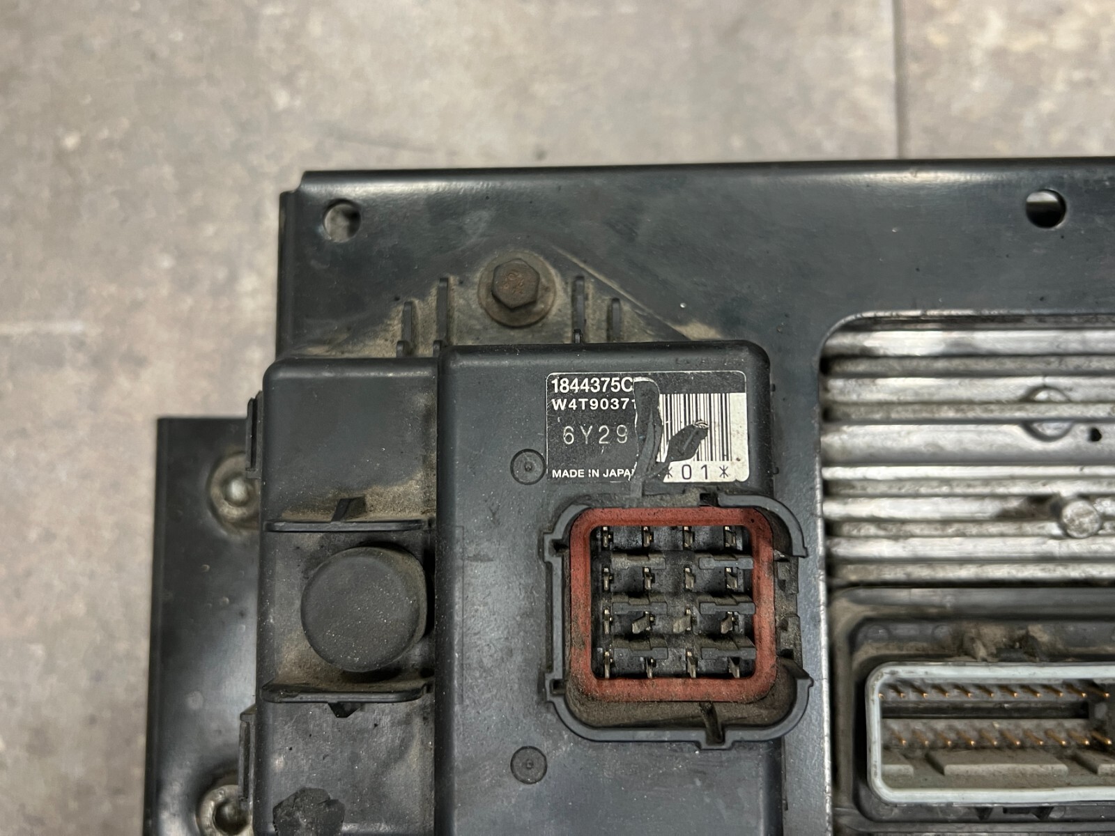 2006 International DT466E ECM Part # 1874251C91, 1839368C2 EGR  