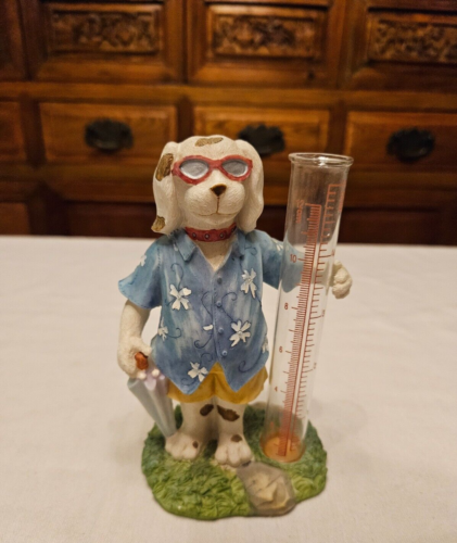 Estatuilla de resina vintage vestida de verano para perro de 6"" medidor de lluvia cazador de lluvia al aire libre - Imagen 1 de 6