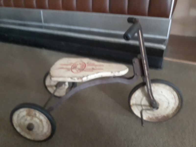 vintage auto wheel coaster pedal bike (tricycle) with original finish