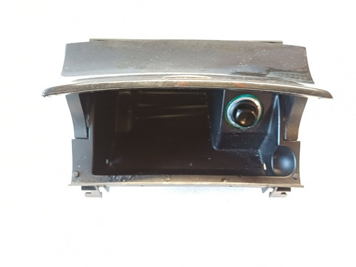 10E* Mercedes E-Klasse W211 Ablagefach Zigarettenanzünder vorne A2118100430