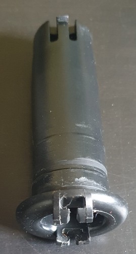 BMW E46 Mittelkonsole  Armlehne innere Fixierstifte 8213677