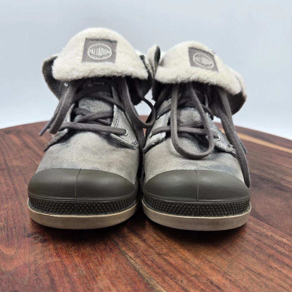 Palladium Pampa Boots Toddler Boy 10 Gray Leather Distressed Sherpa Lined Combat - Image 2 of 4