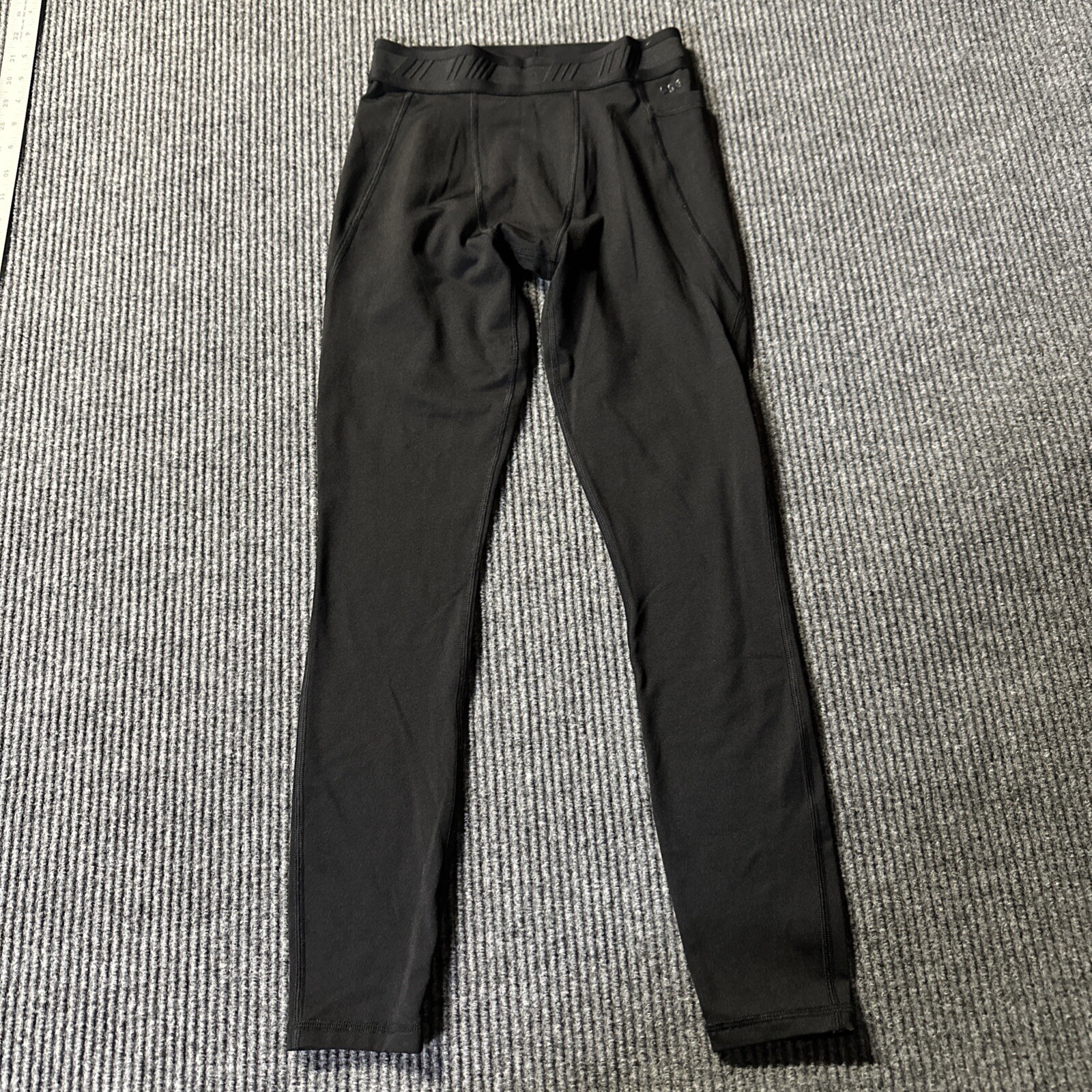 DSG Compression Pants for Men Size S in black
