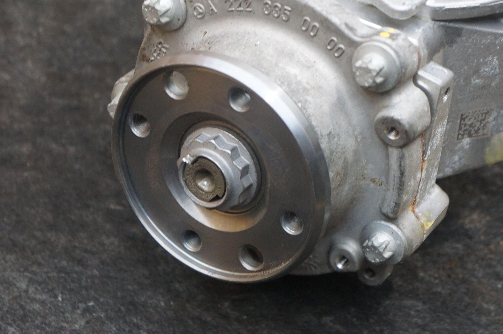 Front Axle Differential Carrier OEM 2213353400 Aston Martin Dbx 707 2023 *Note*