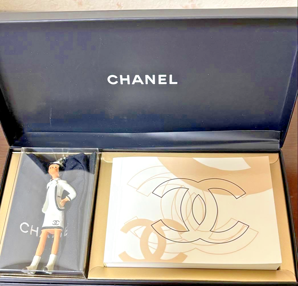 CHANEL Coco Doll Necklace Animation Booklet Novelty Japan | eBay
