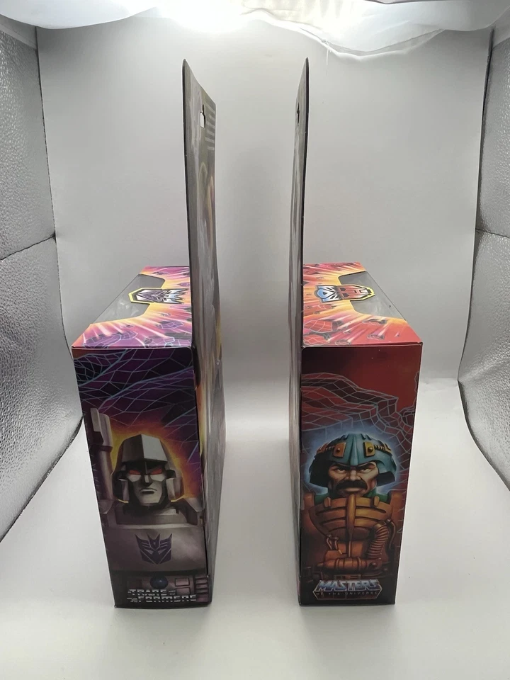 Mattel Masters of the Universe X Transformers Bumblebee & Megatron Skeletor - Image 4 of 4