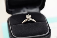 Tiffany & Co 0.93ct I/VS1 XXX Diamond Solitaire Engagement Platinum Ring