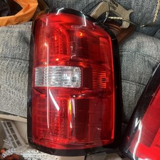 OEM Tail Light Assembly Passenger Side 2014 2016 GMC Sierra