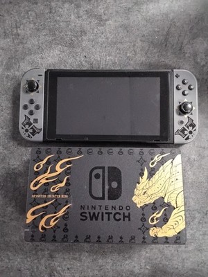 Nintendo Switch Monster Hunter Rise Deluxe Edition Console