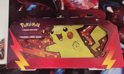 Back To School Federmäppchen Pokèmon - 1 Evolving Skies Pack enthalten.