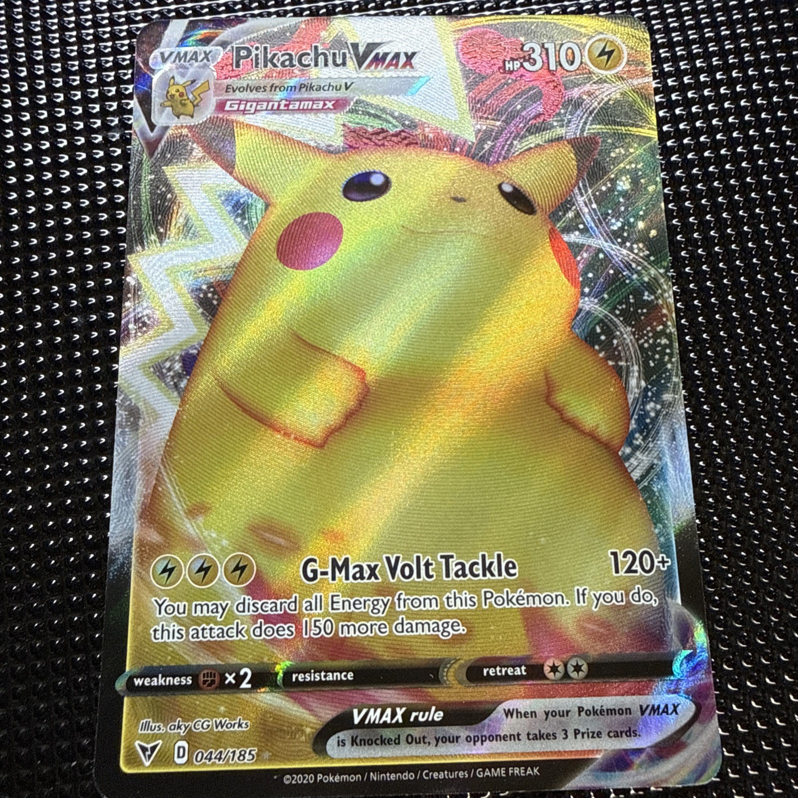 Pokémon TCG Vivid Voltage Pikachu VMAX 44/185 Ultra Rare NM/Mint Condition
